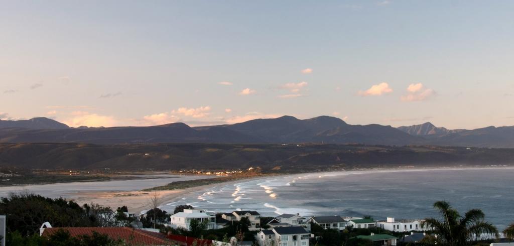Apartamento Seaviews From Arrowood Plettenberg Bay Exterior foto